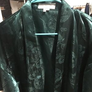VTG oriental silk robe